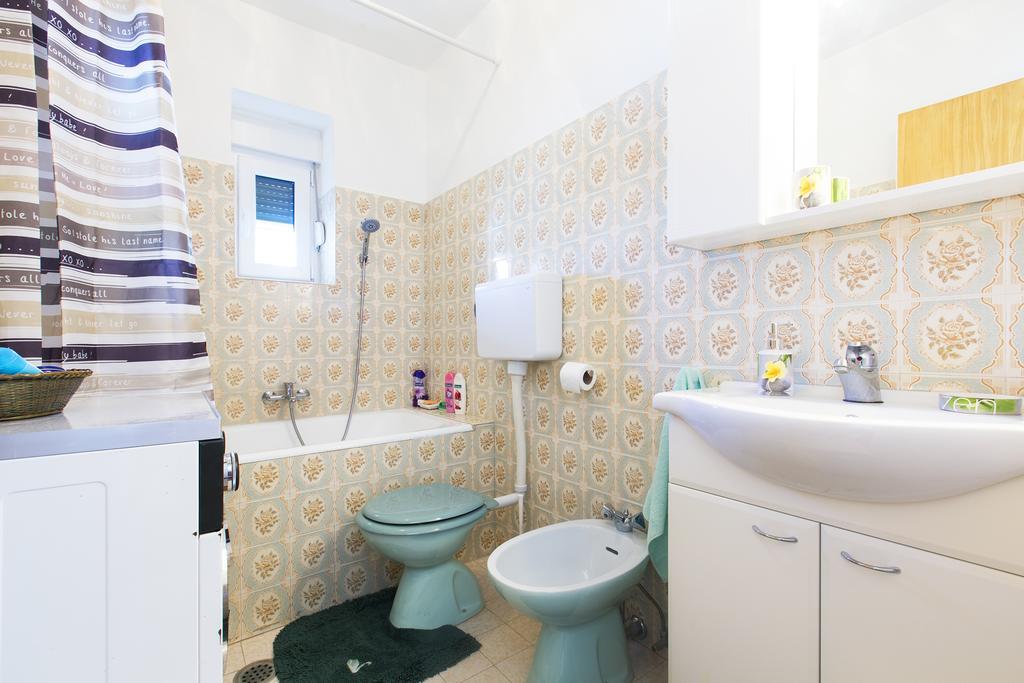 San Apartments Слатине Екстериор снимка