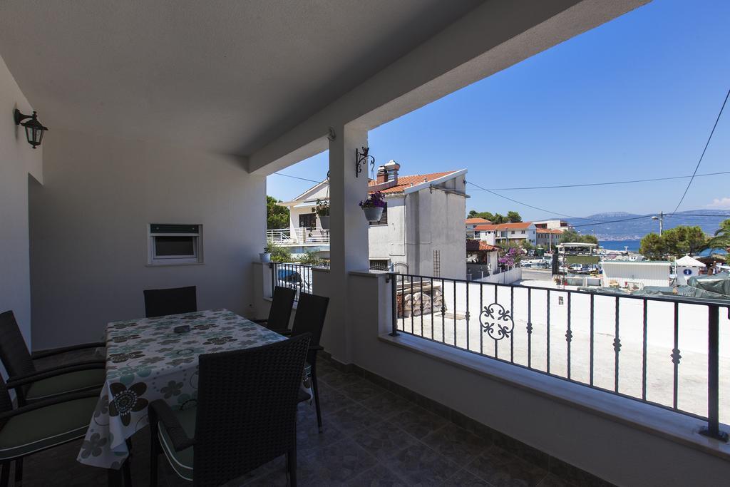 San Apartments Слатине Екстериор снимка